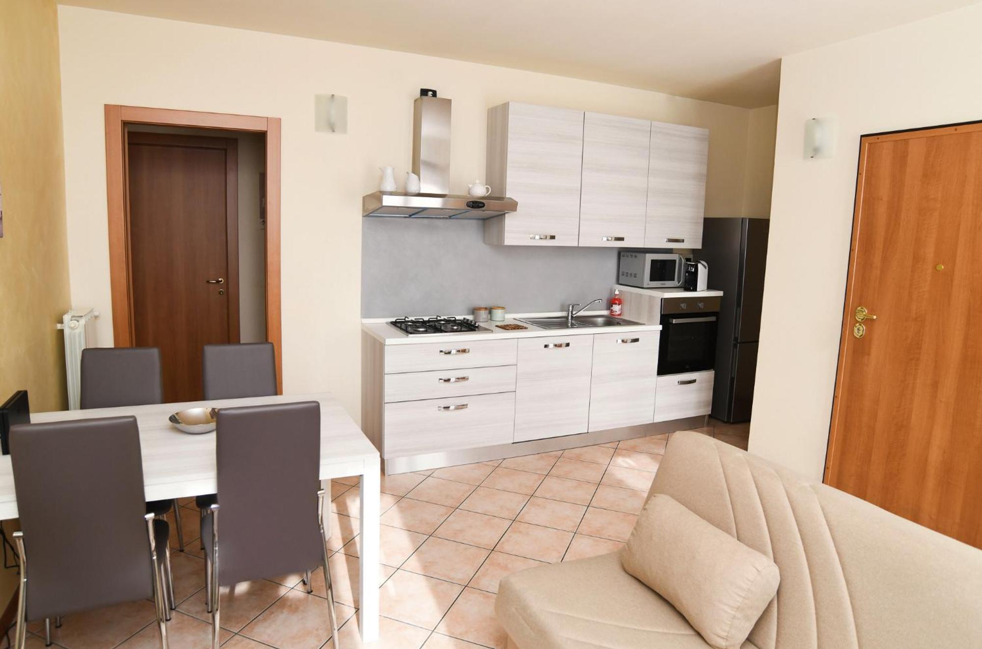 Rovato Entire Apartment In The Capital Of Franciacorta Exterior foto