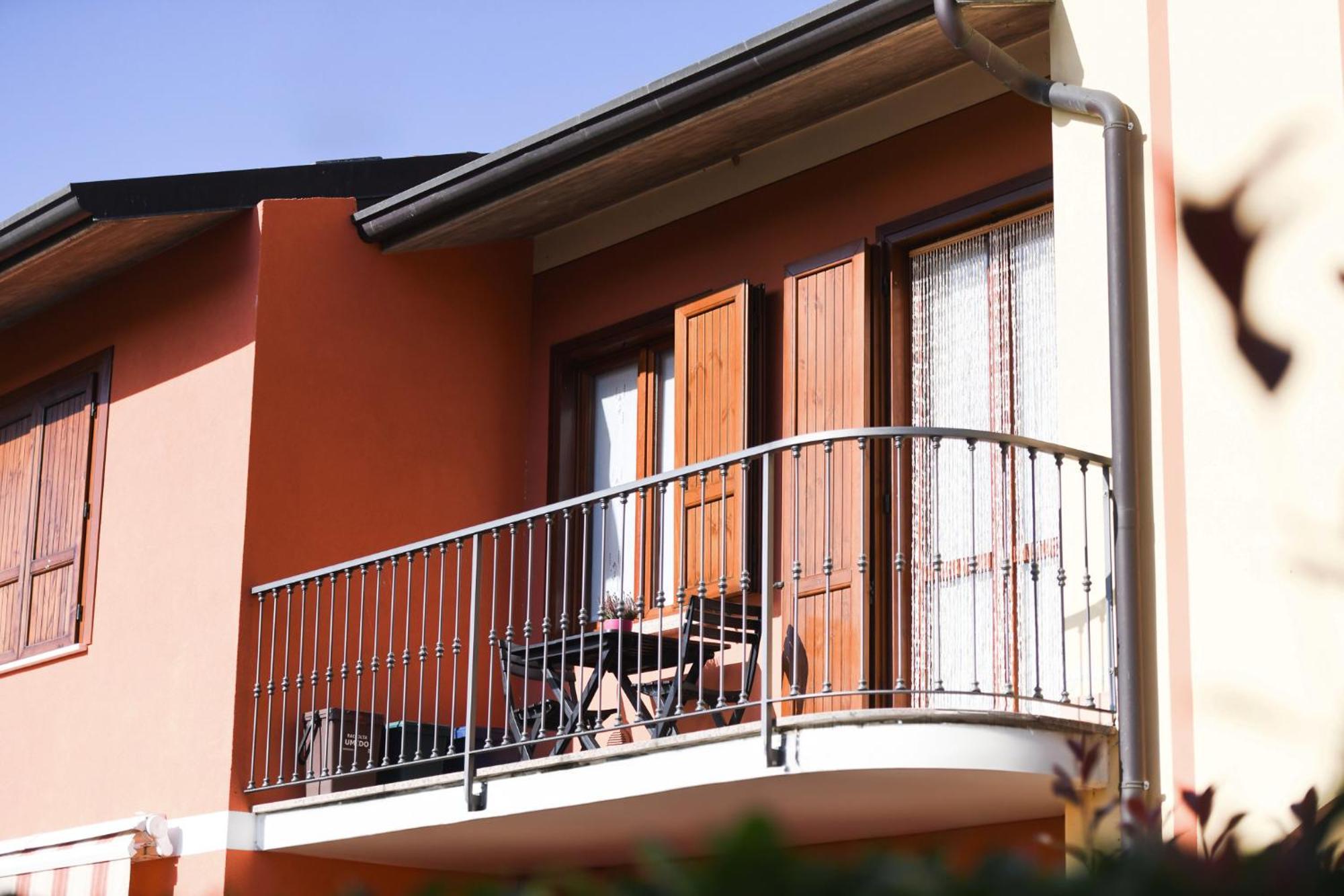 Rovato Entire Apartment In The Capital Of Franciacorta Exterior foto